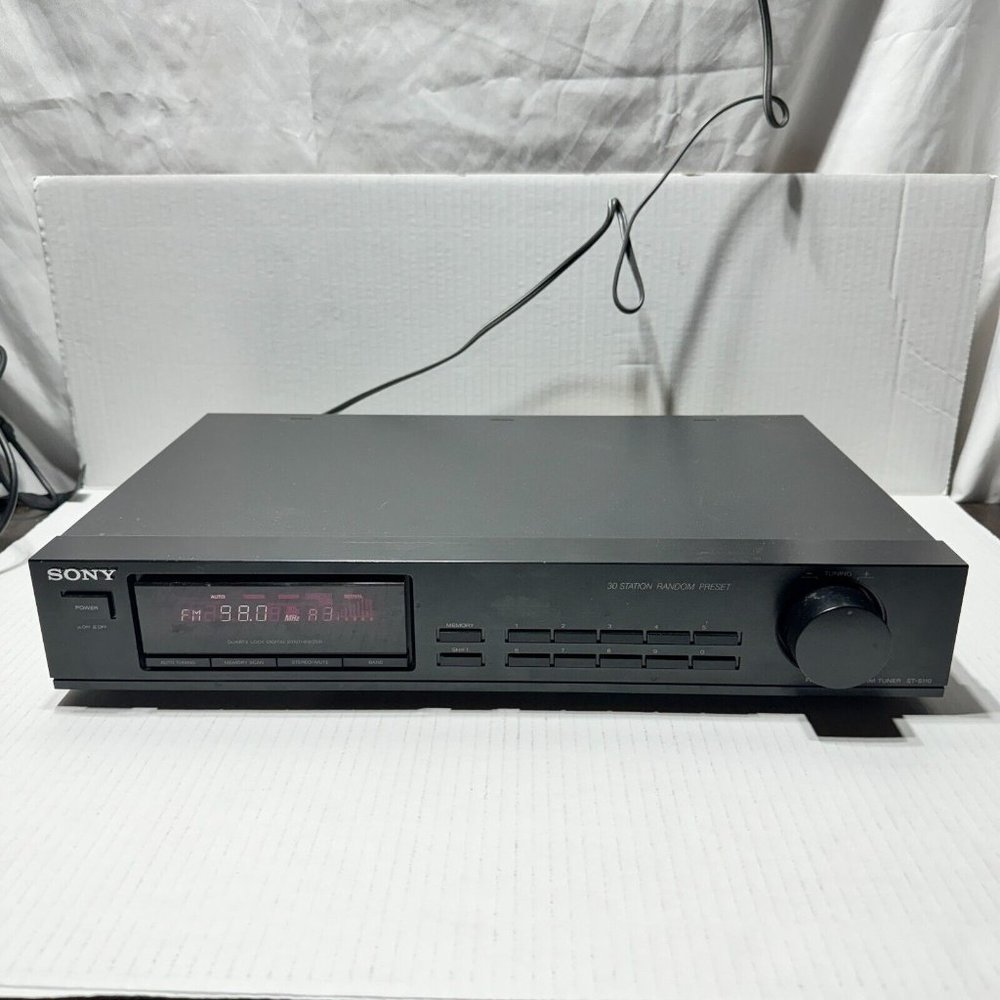 Vintage Sony ST-S110 FM/AM Tuner (WORKNG) - Classic Radio Technology 📻